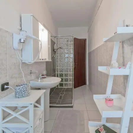 Il Broletto Bed and Breakfast Νοβάρα